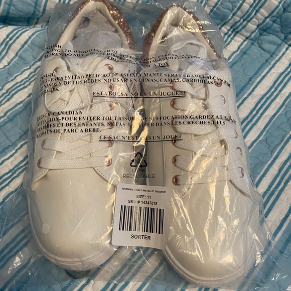 Torrid Minnie Mouse size 5 - Picture 16 of 16